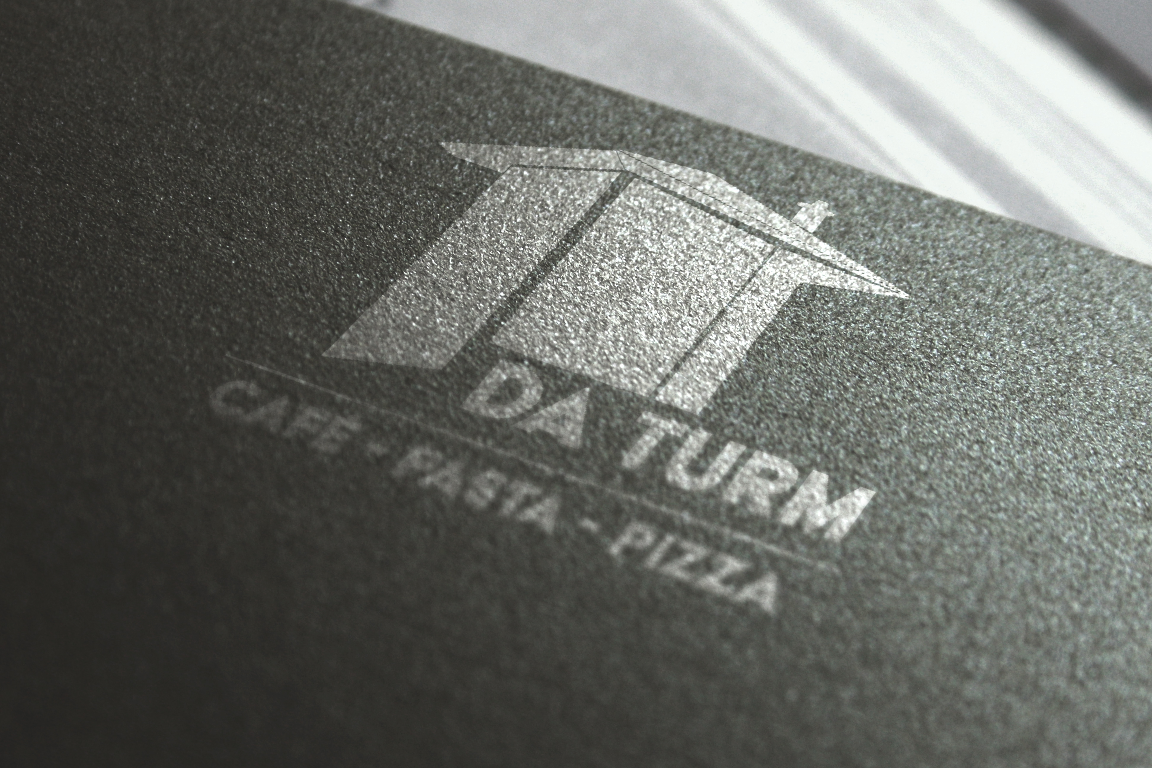 da-Turm-logo-1-mockup_Papier-2