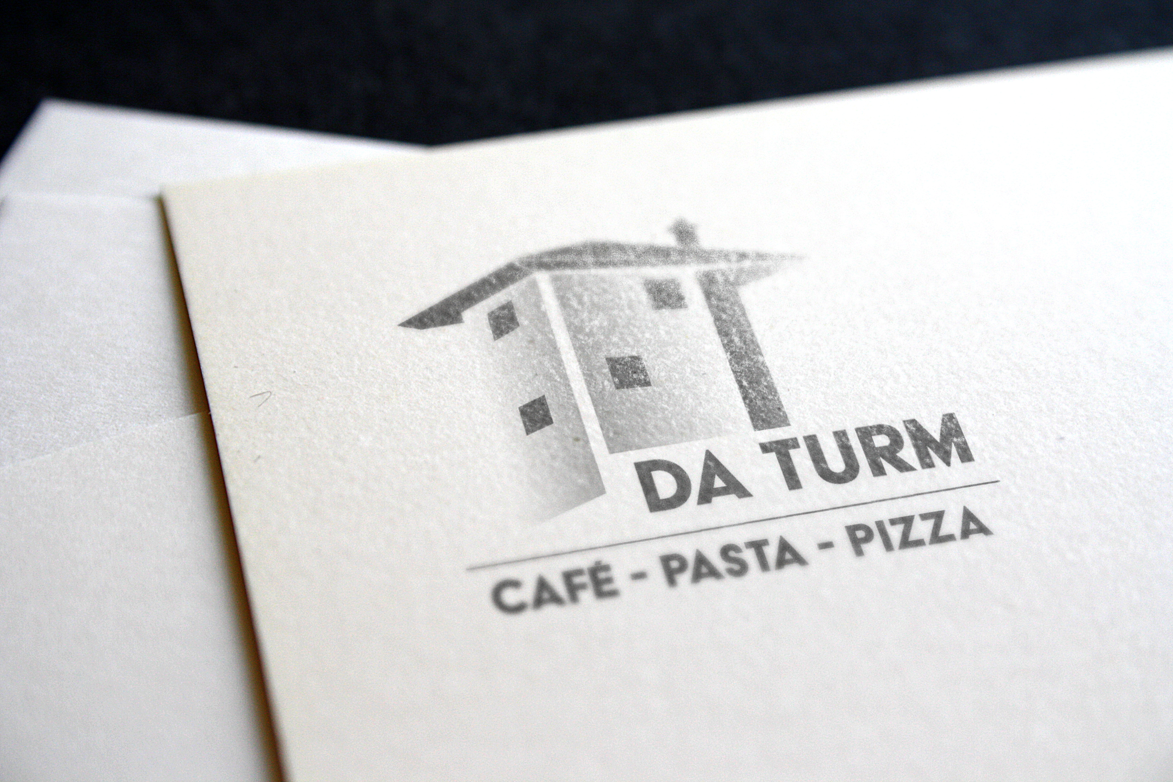 da-Turm-logo-1-mockup_Papier-4